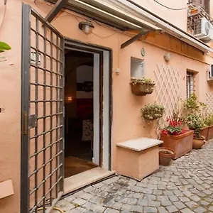 https://trastevere-with-garden-bamb-gesu-hosp-john-cabot.it-romehotels.com