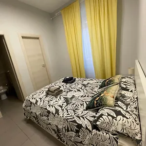 https://classicsweet-apartment-near-the-center.it-romehotels.com