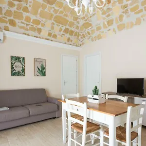 https://ciucca.palermohotels.org